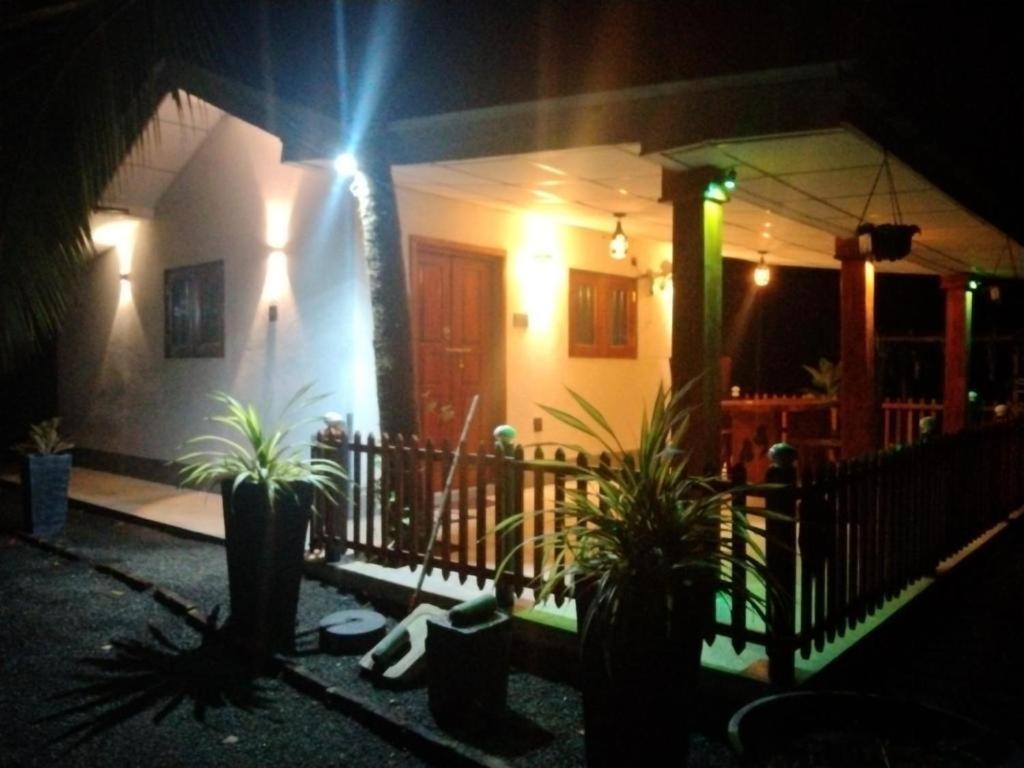 Lovers Green Villa Матара Екстер'єр фото